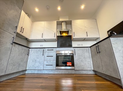 1 Bed Flat, Staines Road, TW3