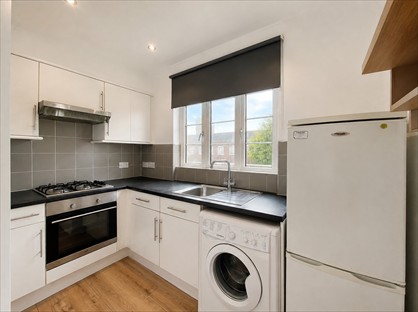 2 Bed Flat, High Street, BR3