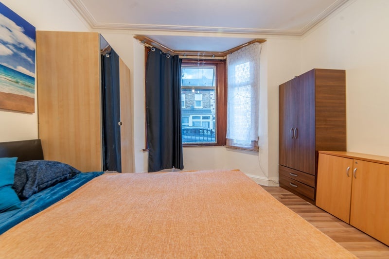 Room in a Shared House, Studley Rd, SW4, N1 7GU