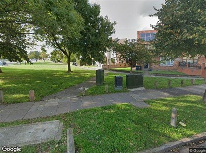 6 Bed End Terrace, Court Mead, UB5