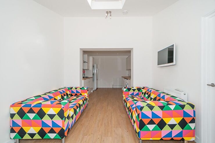 Additional image 2 of 6 Bed End Terrace, Nesbitt Road, BN2, N1 7GU