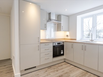 1 Bed Flat, Truro Hill, TR10