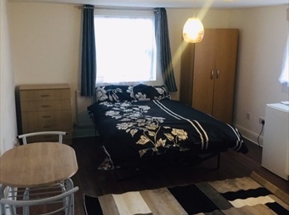 Studio Flat, St Pauls Road, N17