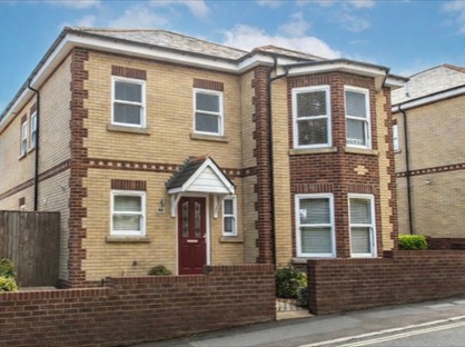 3 Bed Semi-Detached House, Park Road, PO33
