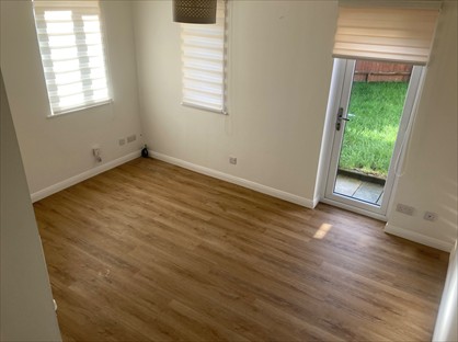 1 Bed Semi-Detached House, Bosham Close, RG6