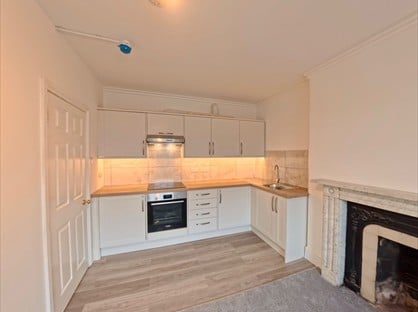 1 Bed Flat, Avon House, BA15