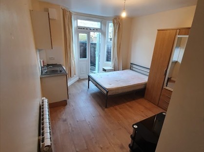 Room in a Shared House, Laleham Road, SE6