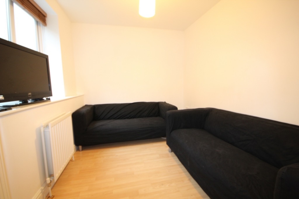 Additional image 2 of 4 Bed Terraced House, Carlyle Avenue, BN2, N1 7GU
