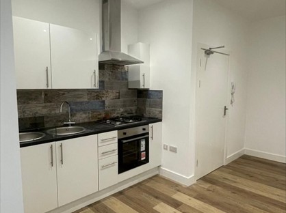 2 Bed Flat, Gardens View, BH1