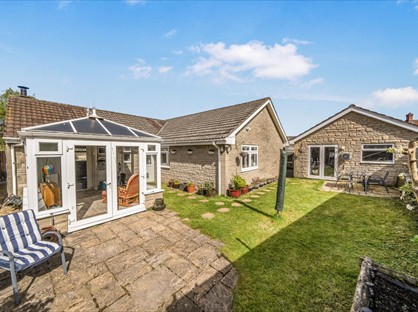 3 Bed Bungalow, Whitstone Road, BA4