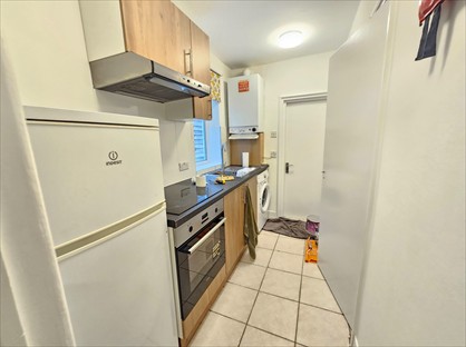 2 Bed Flat, Abbott Road, E14