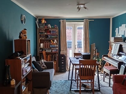 2 Bed Flat, Raynald Road, S2