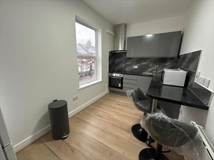 2 Bed Flat, Gulson Road-, CV1