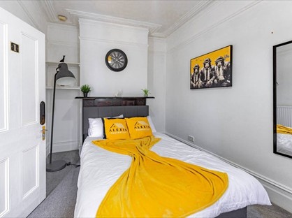 Room in a Shared House, Manners Road, PO4