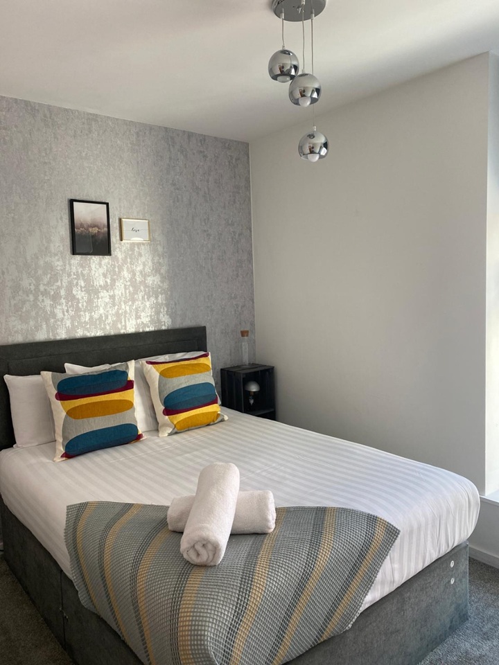 Additional image 3 of 3 Bed Flat, Beetham Plaza, L2, N1 7GU