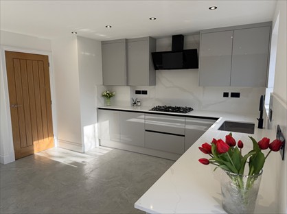 4 Bed Semi-Detached House, Swallow Drive, LS17