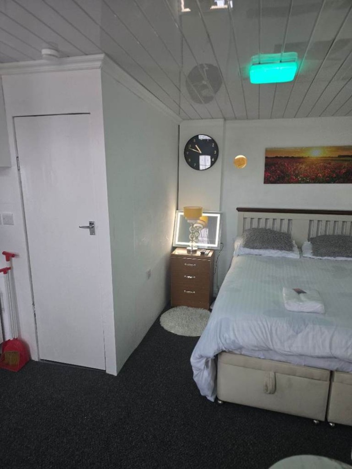 Additional image 2 of Studio Flat, Howden Road, LE2, N1 7GU