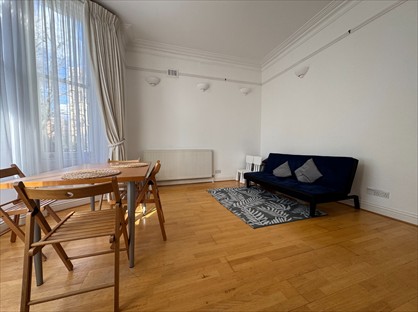 2 Bed Flat, Colville Gardens, W11
