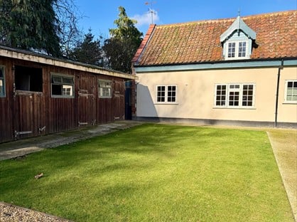 1 Bed Semi-Detached House, Watton Green Road, IP25