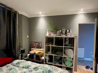 Room in a Shared House, York Road, EN8