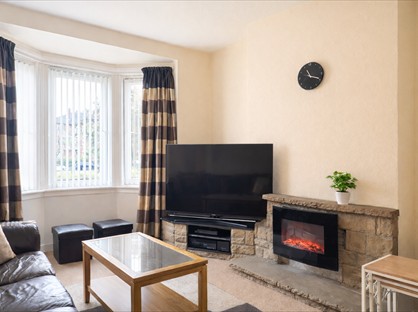 3 Bed Flat, Great Western Road, G13