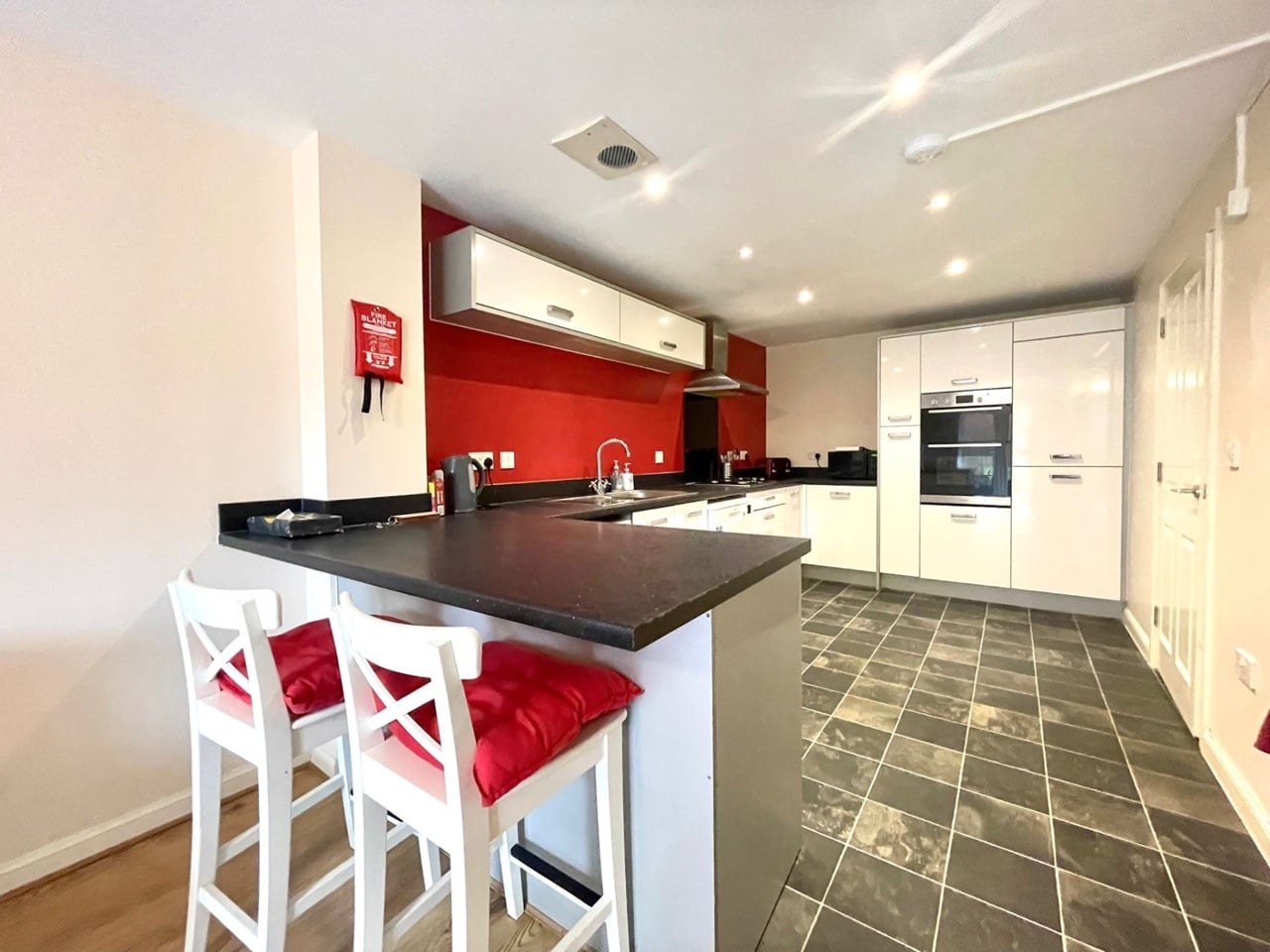 4 Bed Terraced House, Dorian Road, BS7 photo 2