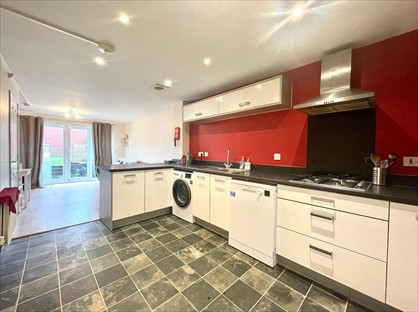 4 Bed Terraced House, Dorian Road, BS7