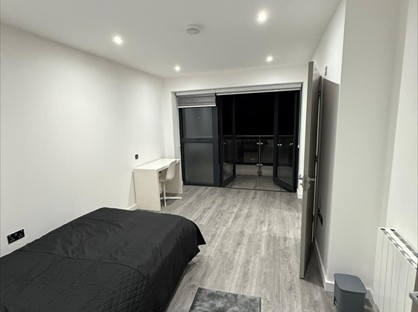 3 Bed Flat, Elitok Court, IG5