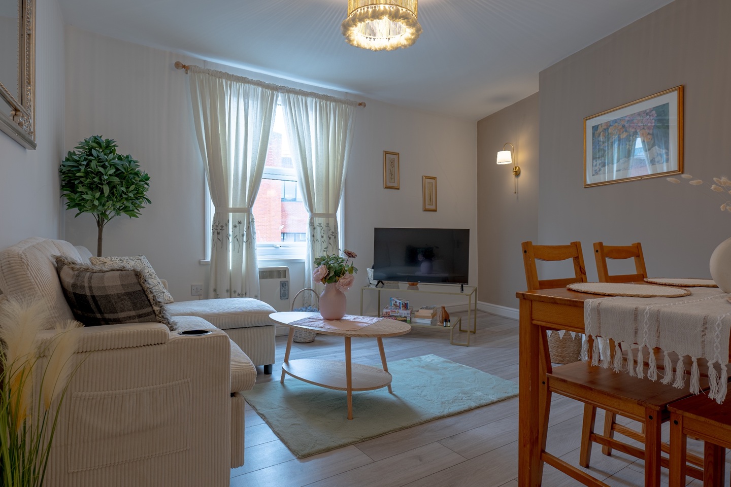 Additional image 6 of 2 Bed Flat, Castle St, RG1, N1 7GU