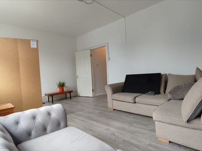 3 Bed Flat, High Road, N12