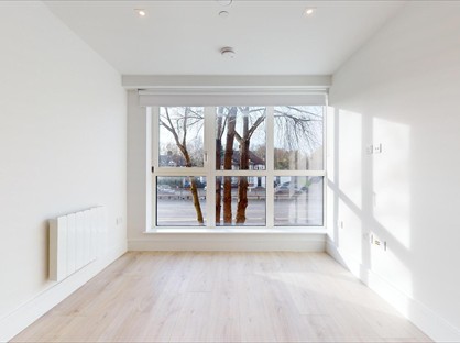 2 Bed Flat, Coombe Hill House, SW20