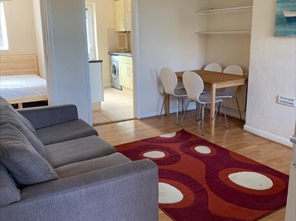 4 Bed Terraced House, Bramshaw Road, CT2