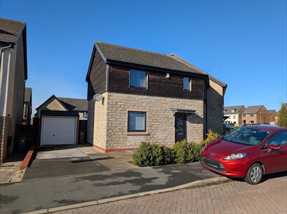 3 Bed Semi-Detached House, Park Way, S63