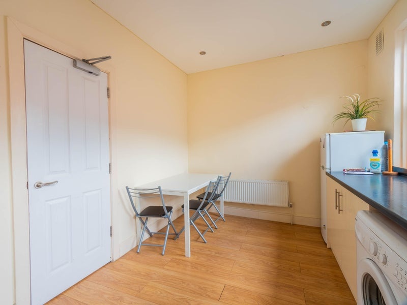 Additional image 9 of Room in a Shared House, London, E1, N1 7GU