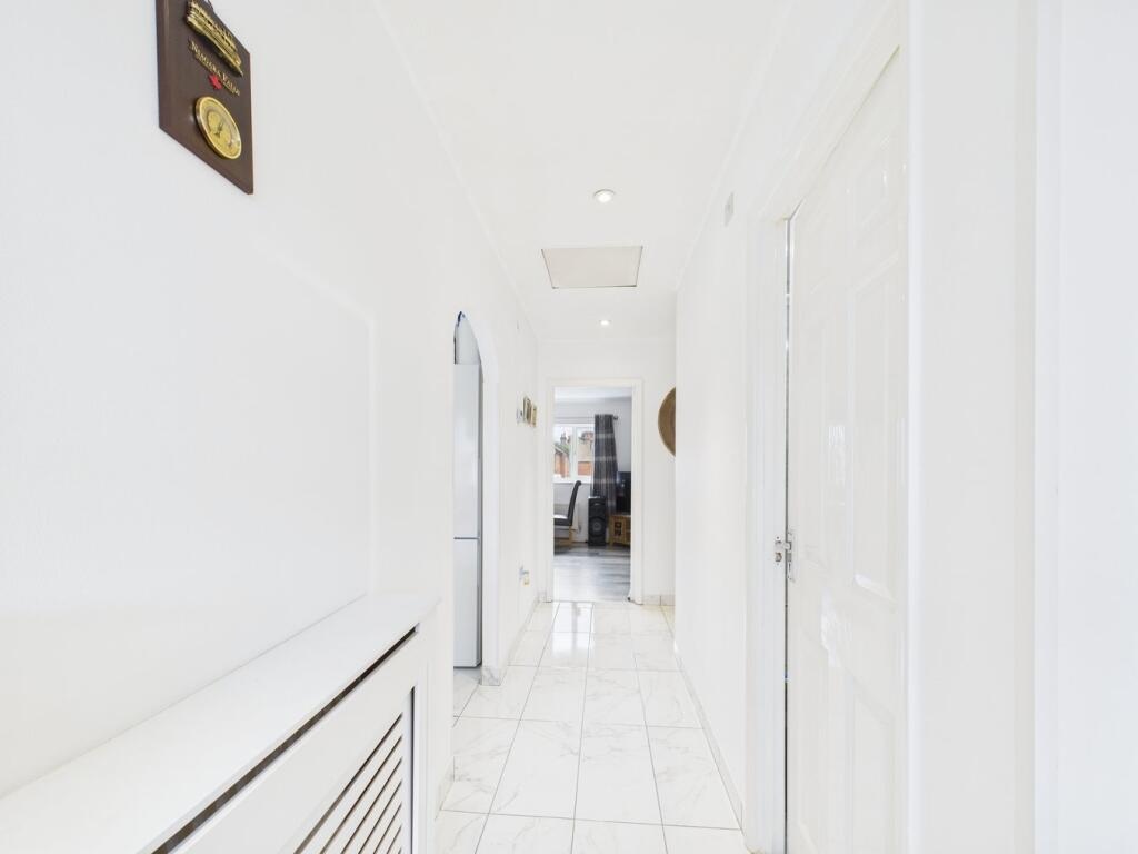 Additional image 9 of 2 Bed Maisonette, Mason Street, RG1, N1 7GU