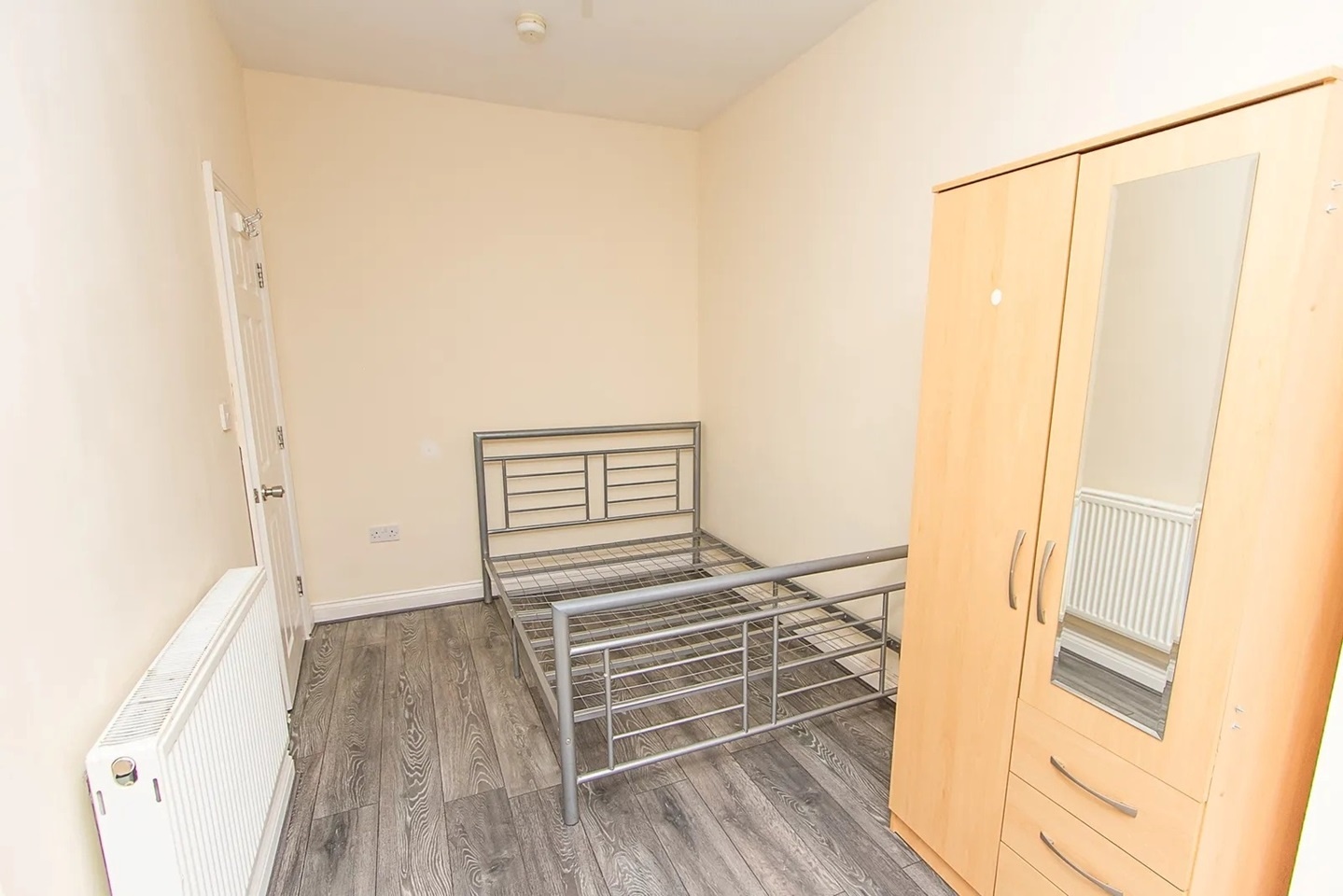 Additional image 10 of Bedsit, Vecqueray St, CV1, N1 7GU