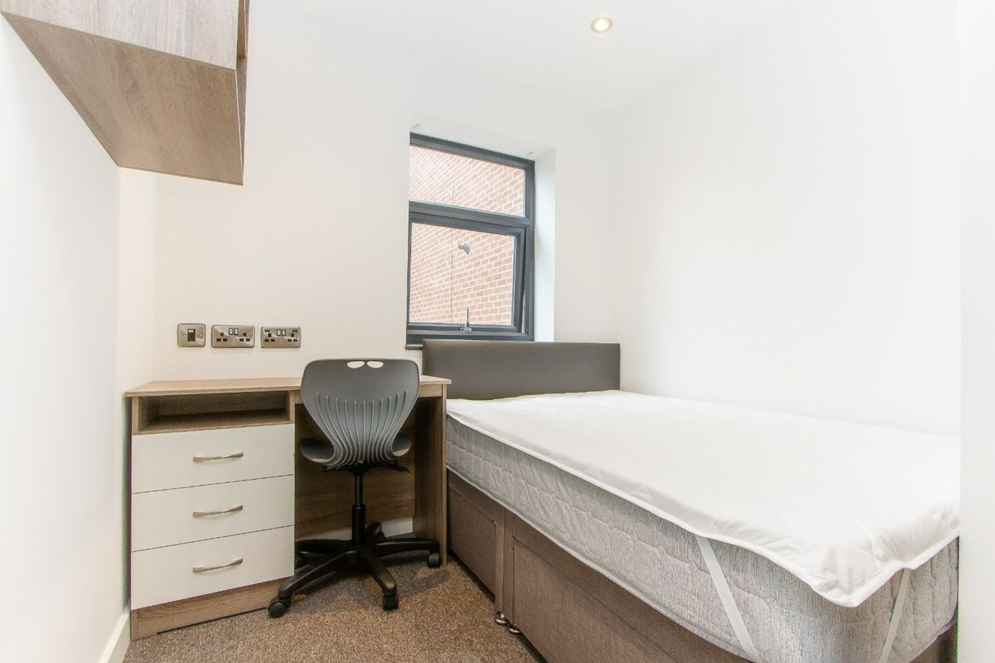 Additional image 4 of Bedsit, Vecqueray St, CV1, N1 7GU