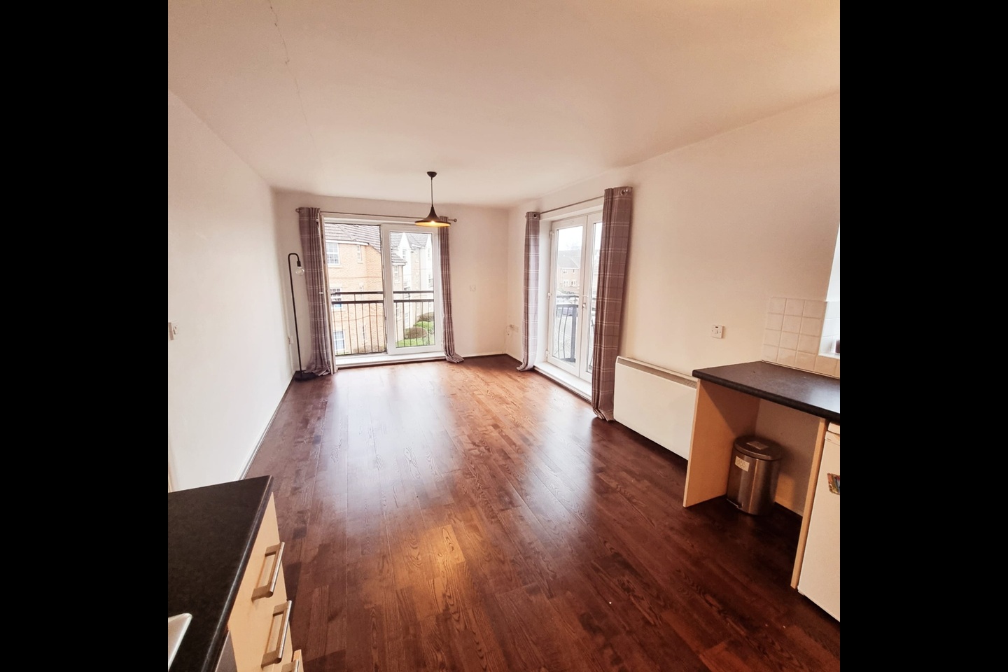2 Bed Flat, Pipkin Court, CV1, N1 7GU
