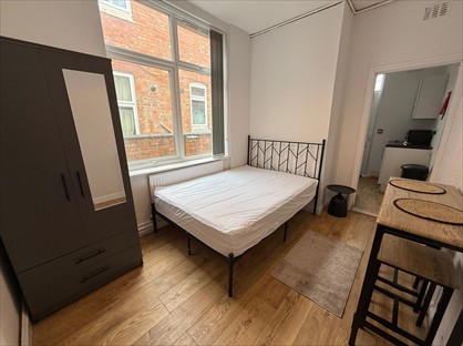Room in a Shared House, Glenfield Road, LE3
