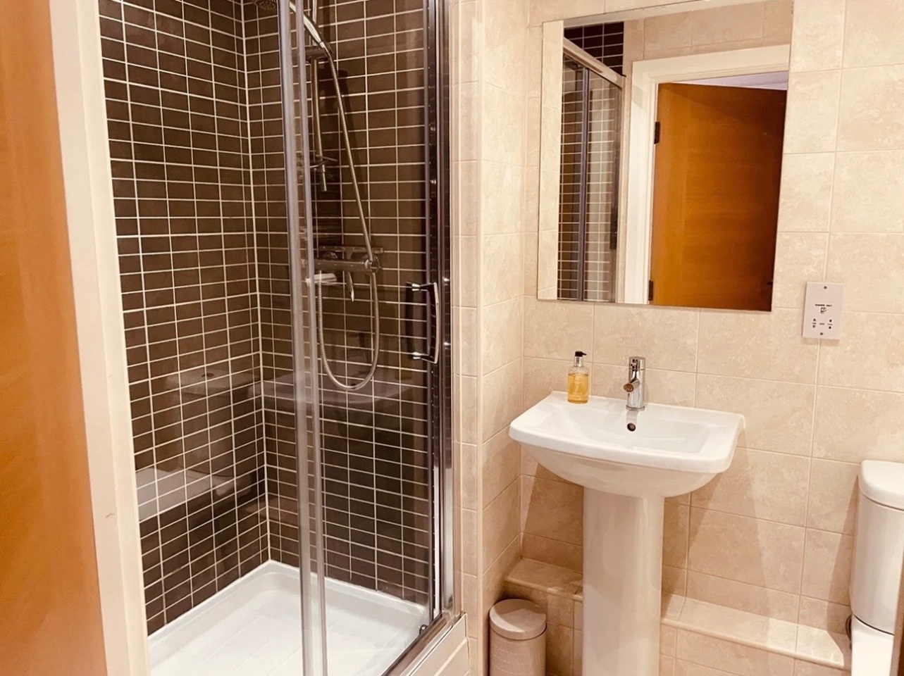 Additional image 6 of 2 Bed Flat, Mann Island, L3, N1 7GU