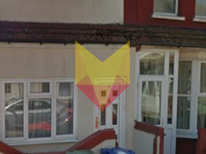 2 Bed Semi-Detached House, Angle Road, RM20