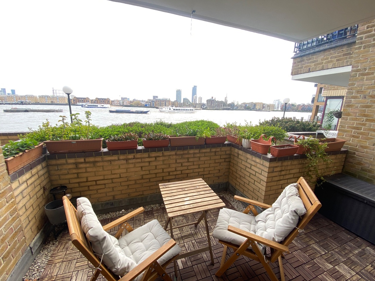 1 Bed Flat, Wapping High St, E1W, N1 7GU