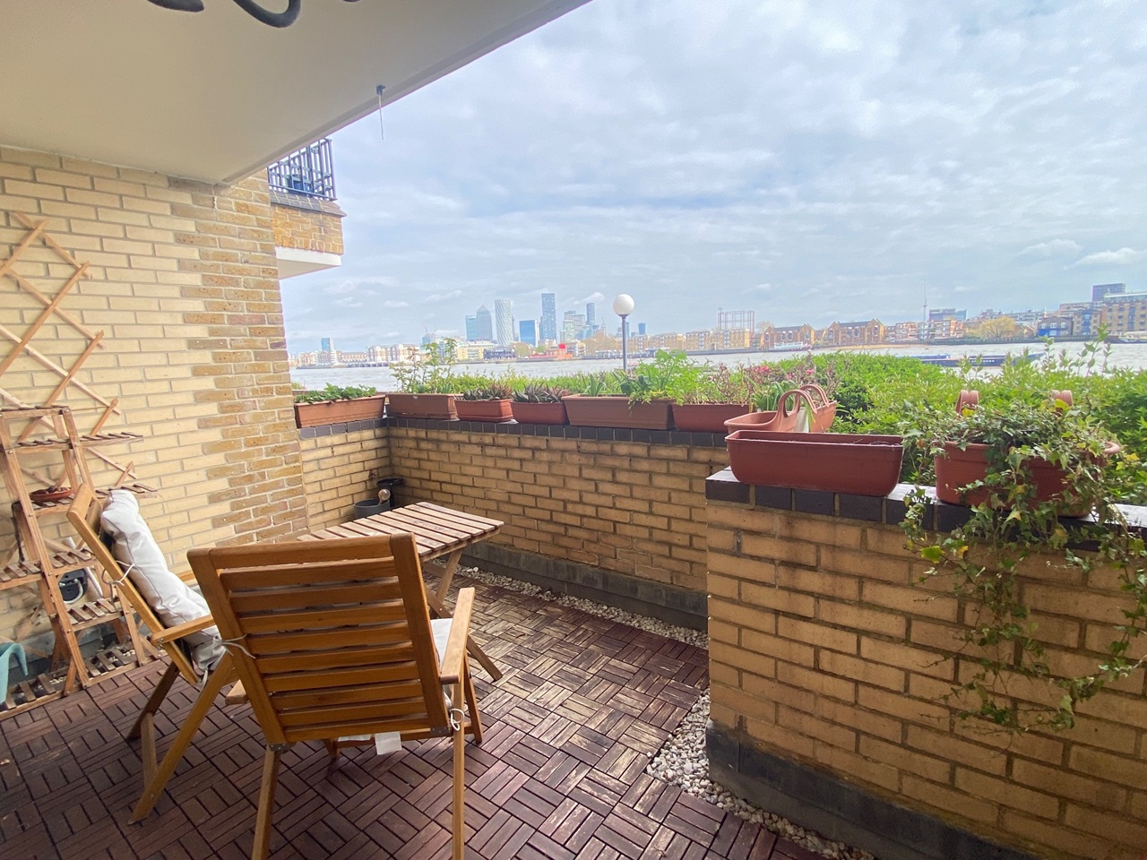 Additional image 2 of 1 Bed Flat, Wapping High St, E1W, N1 7GU