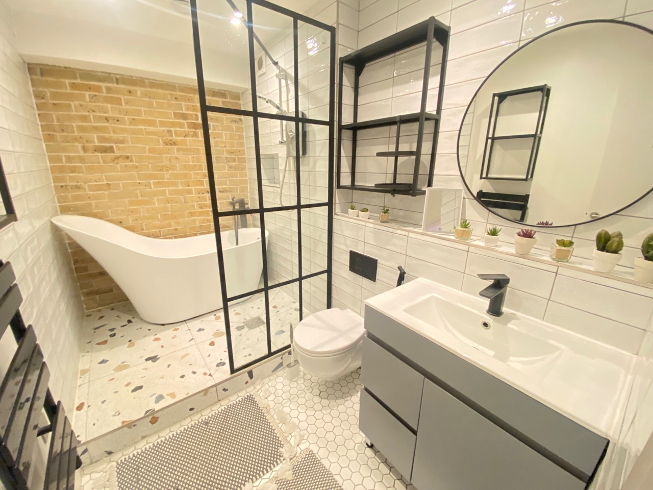 Additional image 6 of 1 Bed Flat, Wapping High St, E1W, N1 7GU