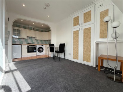 1 Bed Flat, Howitt Road, NW3