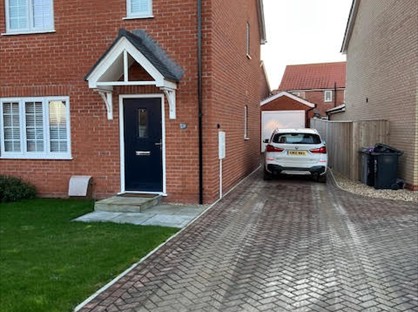 3 Bed End Terrace, Lavender Way, LN11