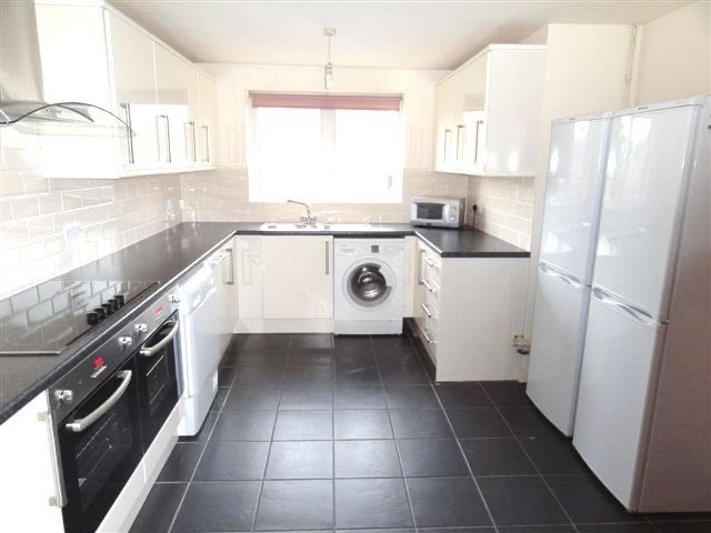 Additional image 3 of Room in a Shared House, Aston Court, NG7, N1 7GU