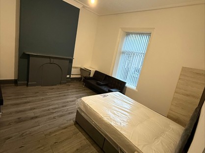 Room in a Shared House, Spring Gardens, BD1