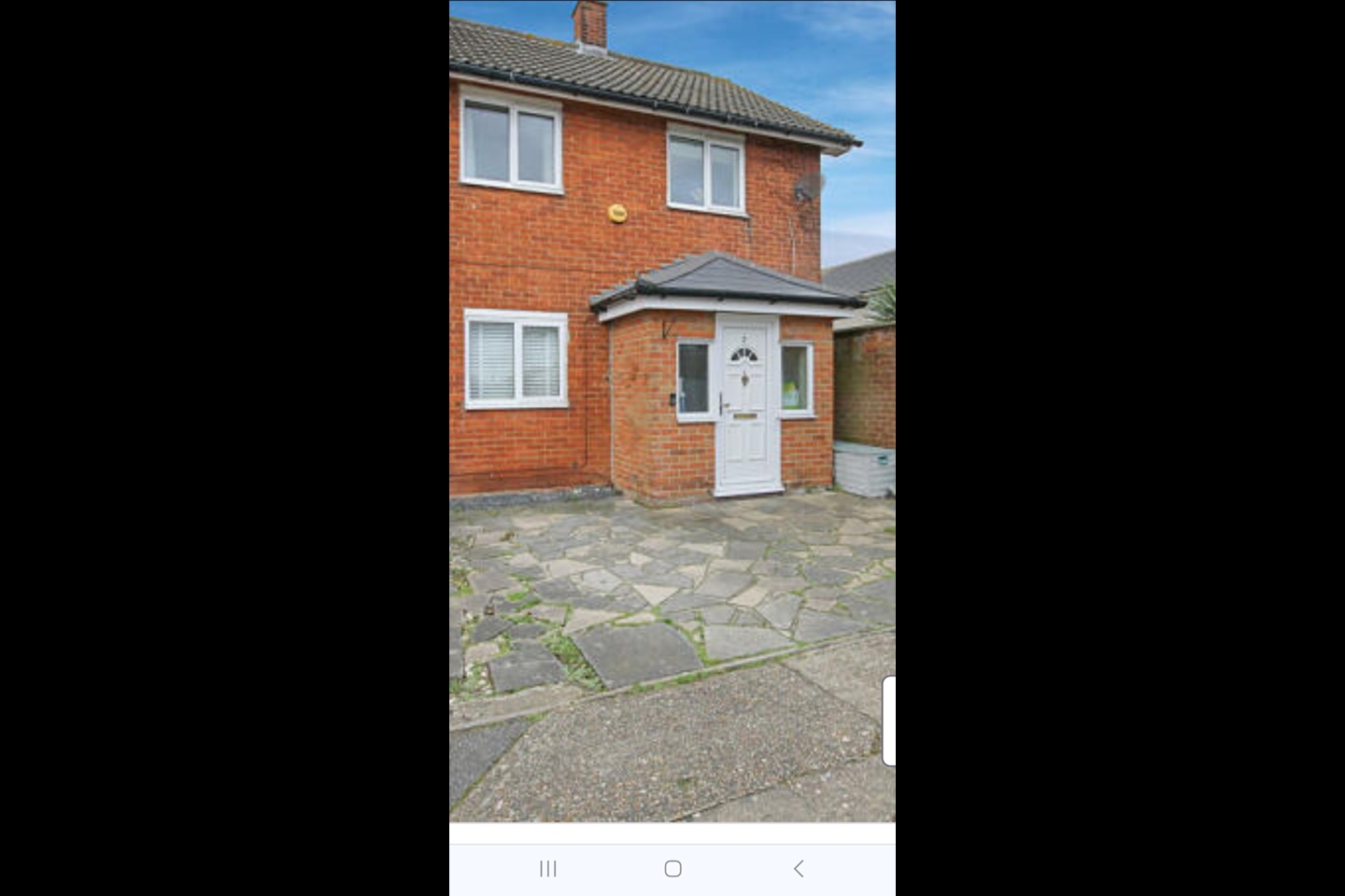 Basildon 3 Bed SemiDetached House, Spenders Close, SS14 To Rent