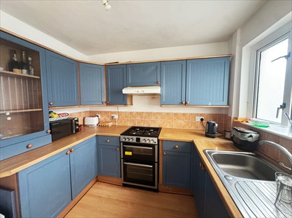 3 Bed End Terrace, Weymouth Road, BS3